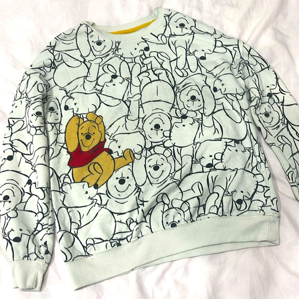 Disney Winnie the Pooh crewneck